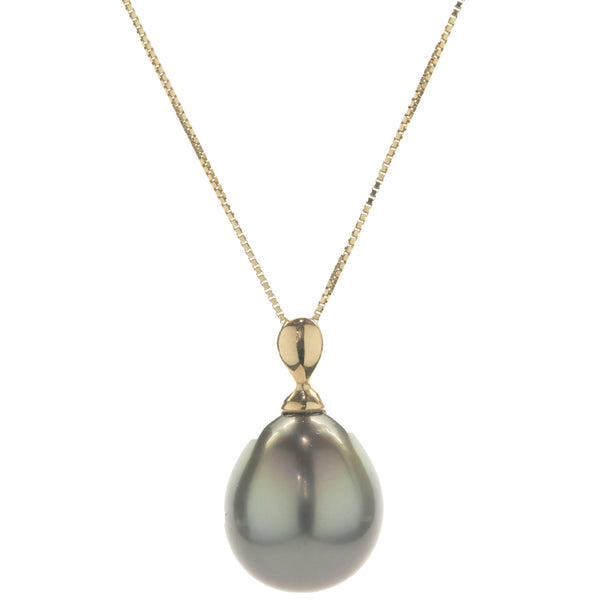 14 Karat Yellow Gold Tahitian Pearl Necklace