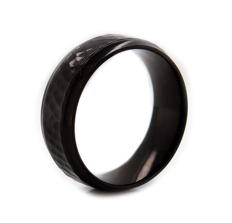 Black Stainless Steel Hammered 7MM Band
