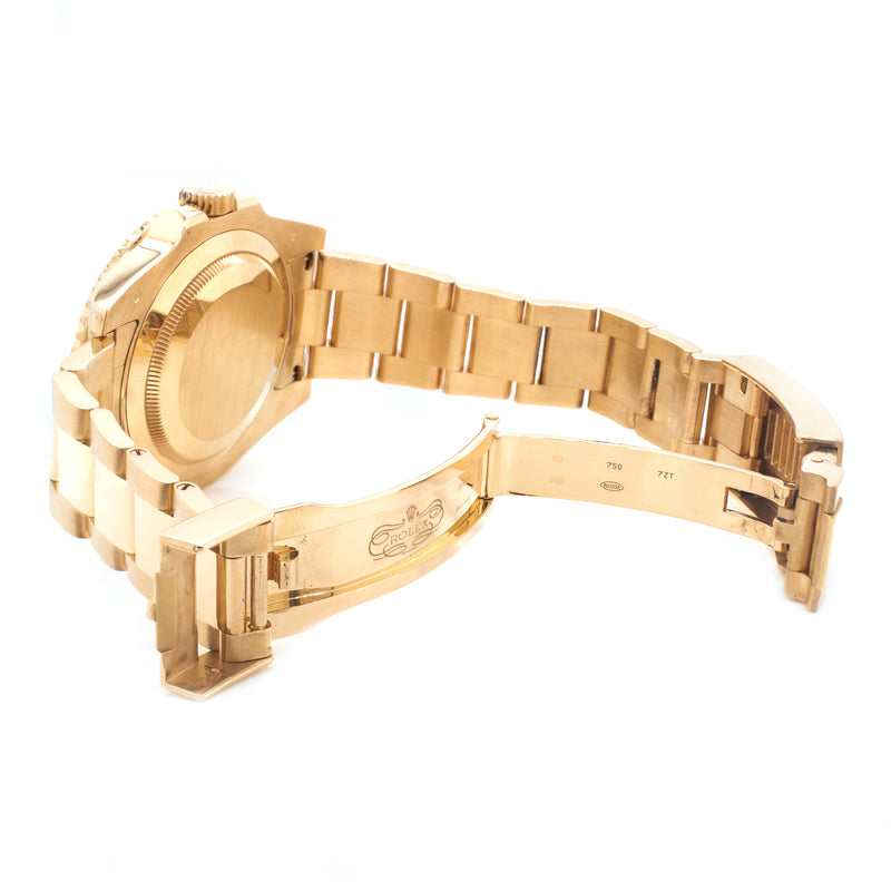 Rolex 18 Karat Yellow Gold Submariner Black/Black